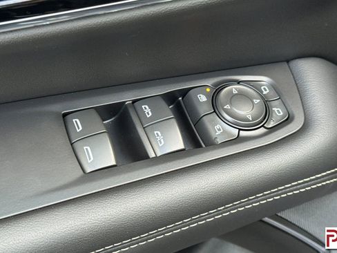 Certified 2025 GMC Yukon Elevation w/ LPO, Floor Liner Package image 12