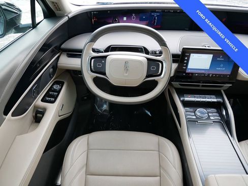 Used 2024 Lincoln Nautilus Premier w/ Equipment Group 102A image 11