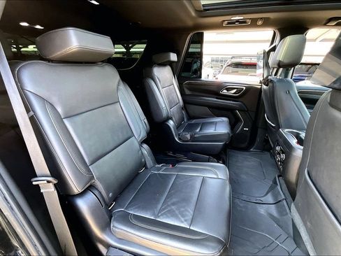 Used 2021 Chevrolet Tahoe Z71 w/ Rear Media and Nav Package AWD/4WD image 34