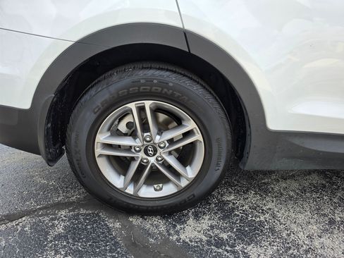 Used 2018 Hyundai Santa Fe Sport w/ 2.4L Value Package 02 FWD image 14