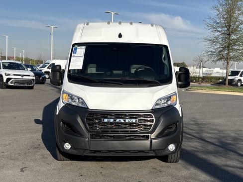 Used 2024 RAM ProMaster 3500 w/ Convenience Group image 3