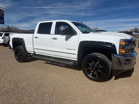 Used 2017 Chevrolet Silverado 2500 LTZ w/ Duramax Plus Package image 4