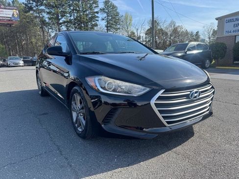 Used 2018 Hyundai Elantra SEL image 3