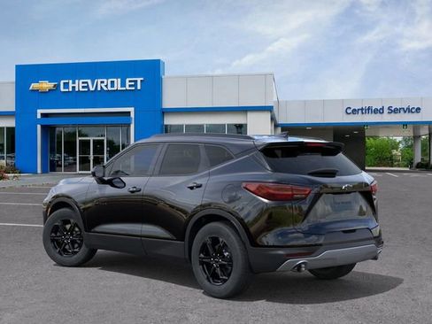 New 2026 Chevrolet Blazer LT w/ Convenience Package FWD image 3