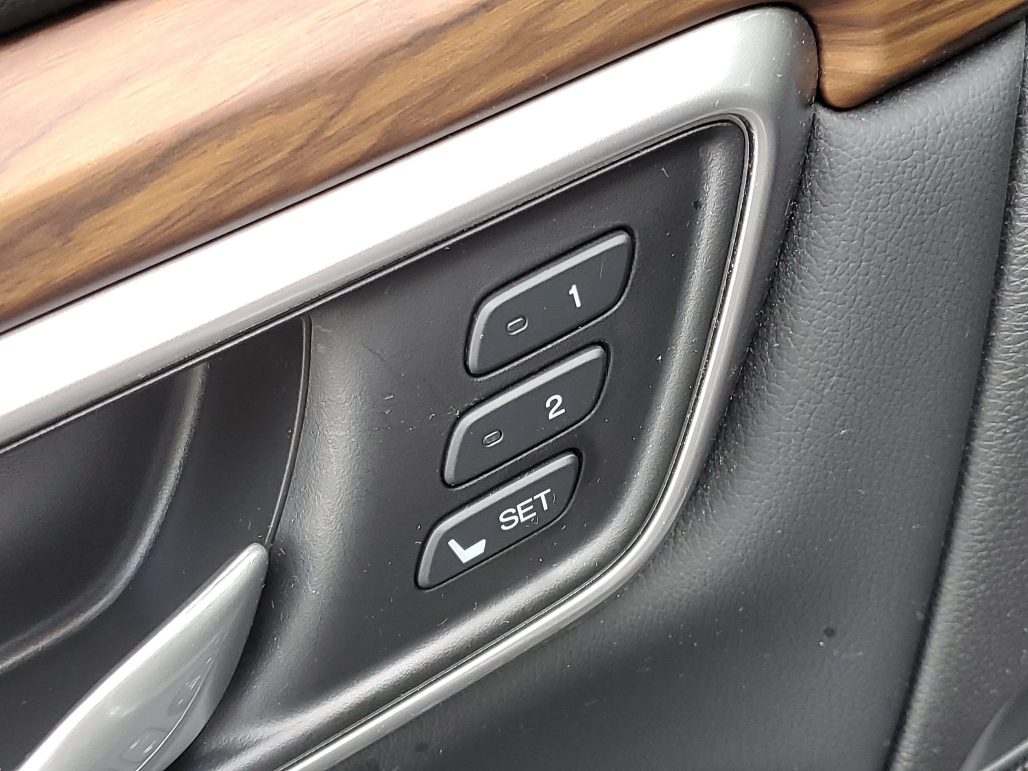 Used 2021 Honda CR-V Touring image 26
