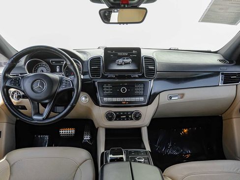 Used 2019 Mercedes-Benz GLE 43 AMG AMG GLE 43 image 17