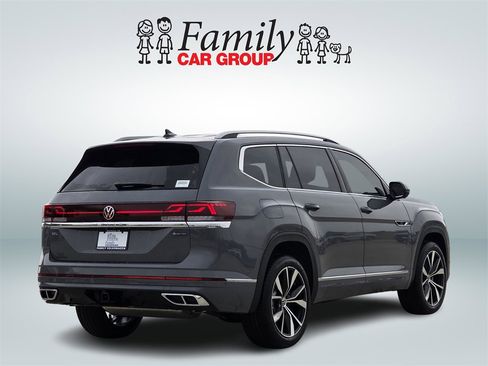 New 2025 Volkswagen Atlas SEL Premium R-Line image 4