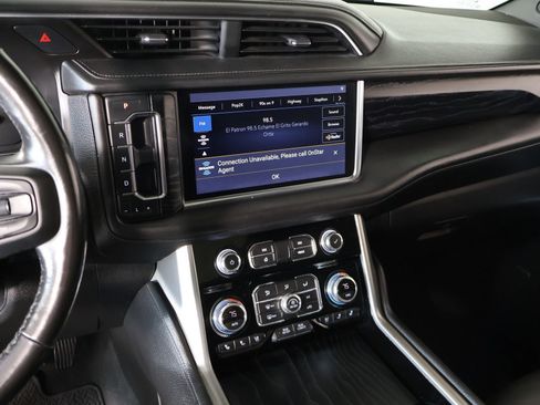 Used 2021 GMC Yukon XL Denali w/ Denali Ultimate Package AWD/4WD image 5
