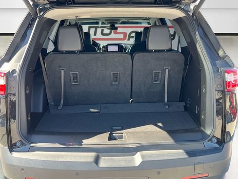 Used 2020 Chevrolet Traverse RS image 27