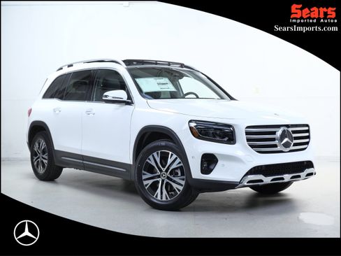 Used 2026 Mercedes-Benz GLB 250 4MATIC image 1
