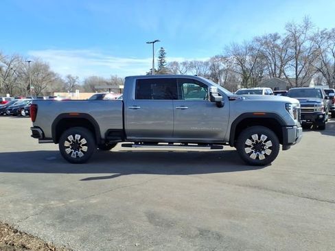 New 2026 GMC Sierra 3500 Denali w/ Denali Reserve Package AWD/4WD image 2