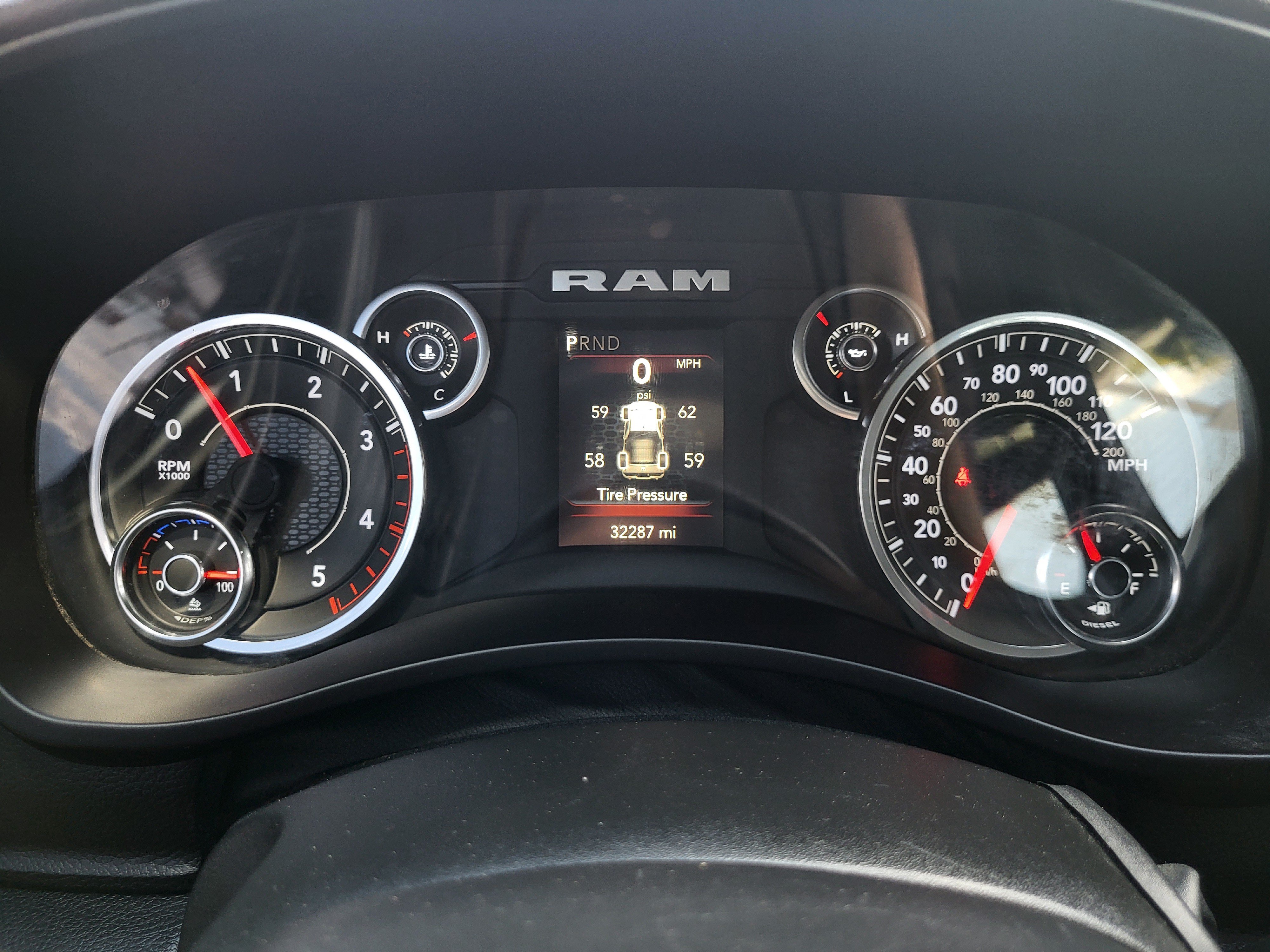Used 2024 RAM 2500 Big Horn w/ Off Road Package AWD/4WD image 17
