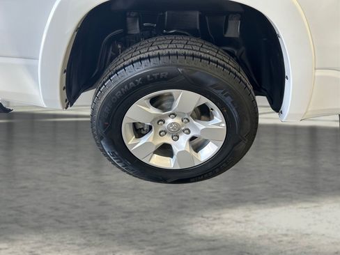 Used 2025 RAM 1500 Lone Star AWD/4WD image 23