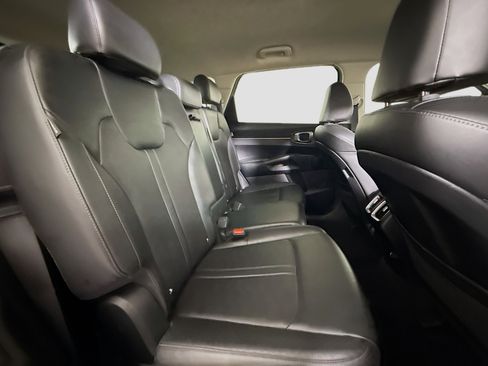 Used 2025 Kia Sorento S FWD image 27