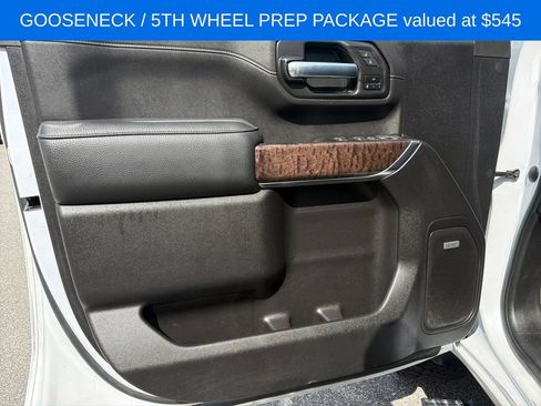 Used 2023 GMC Sierra 3500 Denali w/ Denali Ultimate Package AWD/4WD image 11