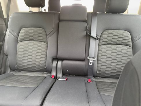 Certified 2025 Nissan Pathfinder SV FWD image 12
