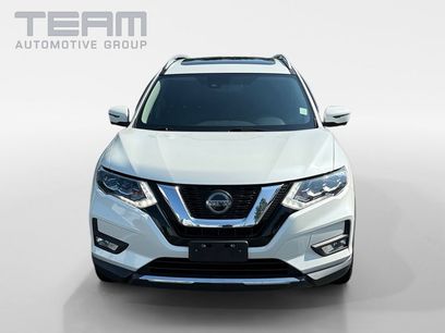 Used 2018 Nissan Rogue SL w/ Premium Package