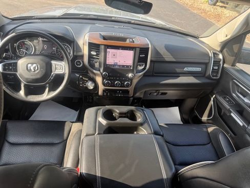 Used 2022 RAM 1500 Laramie AWD/4WD image 38