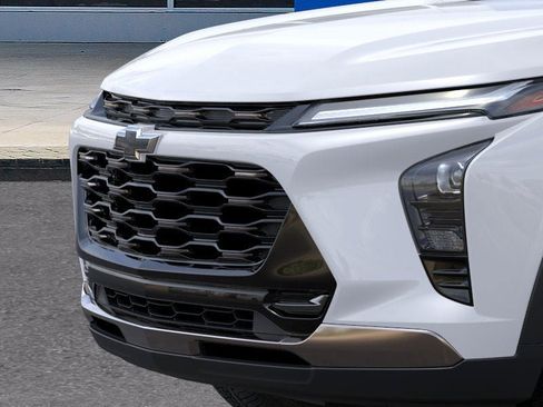 New 2025 Chevrolet Trax ACTIV w/ Sunroof Package image 39