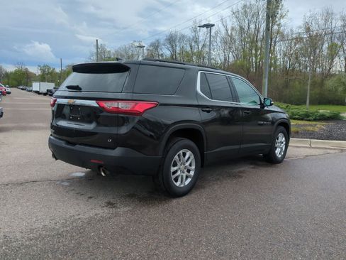 Used 2021 Chevrolet Traverse LT FWD image 8