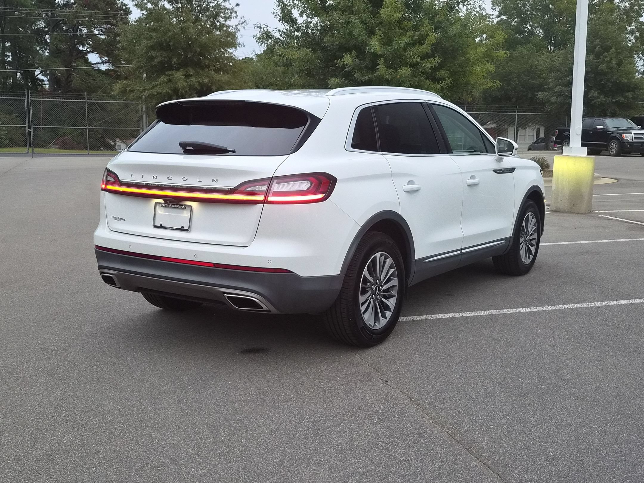 Used 2021 Lincoln Nautilus AWD w/ Equipment Group 101A image 4