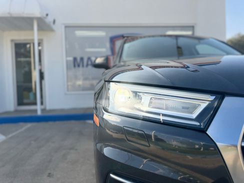 Used 2020 Audi Q5 2.0T Premium image 13