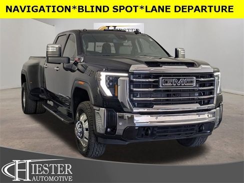Used 2024 GMC Sierra 3500 SLT w/ SLT Premium Package image 1
