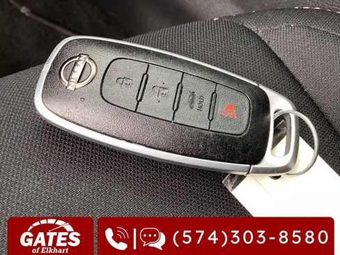 Used 2025 Nissan Sentra SV FWD image 25