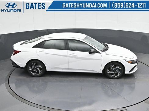 New 2025 Hyundai Elantra Sport image 48