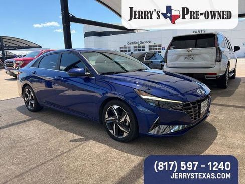 Used 2023 Hyundai Elantra Limited FWD image 2