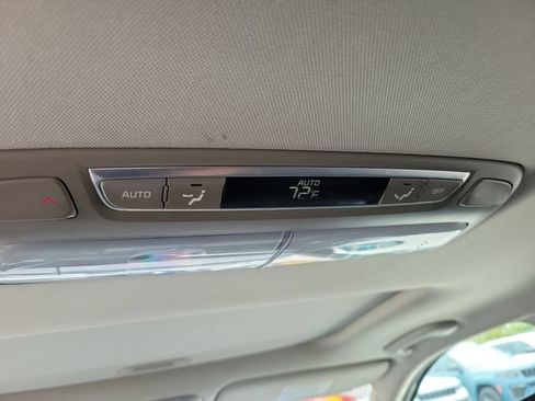 Used 2025 Kia Telluride S FWD image 13