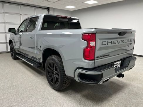 Used 2025 Chevrolet Silverado 1500 RST AWD/4WD image 8
