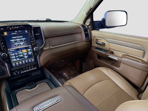 Used 2020 RAM 3500 Limited image 27