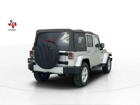 Used 2011 Jeep Wrangler Unlimited Sahara image 6