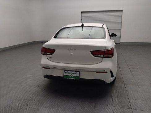 Used 2022 Kia Rio LX FWD image 7