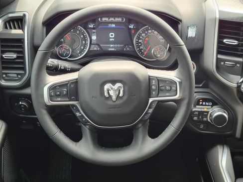 Used 2025 RAM 1500 Big Horn AWD/4WD image 5