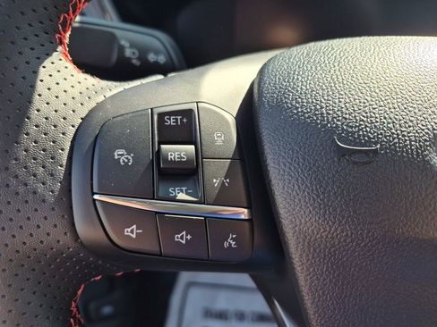New 2026 Ford Escape ST-Line w/ Tech Pack #1 AWD/4WD image 17