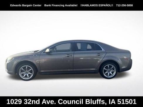 Used 2010 Chevrolet Malibu LT w/ Power Convenience Package FWD image 4