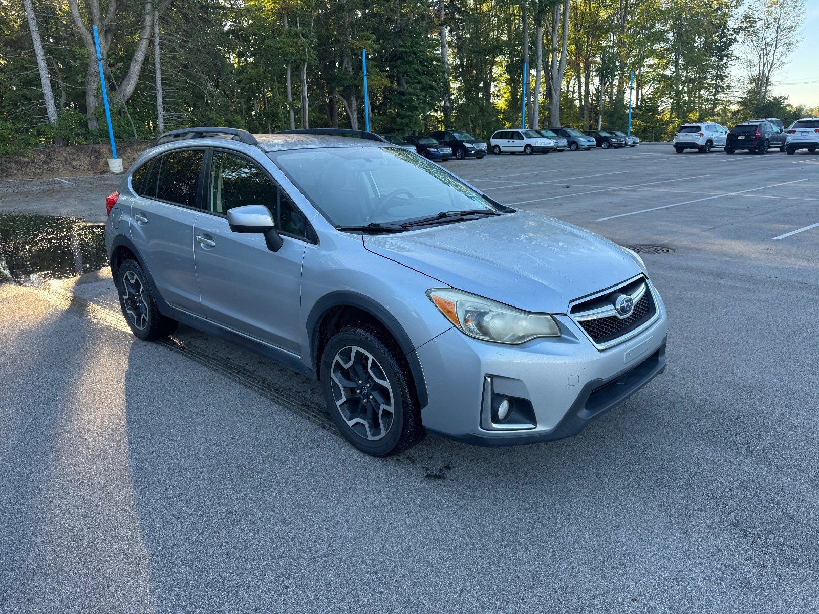 Used 2017 Subaru Crosstrek 2.0i Premium AWD/4WD image 3
