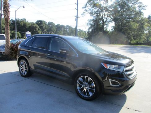 Used 2015 Ford Edge Titanium w/ Technology Package FWD image 25