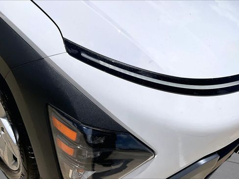 Used 2026 Hyundai Kona SE FWD image 43
