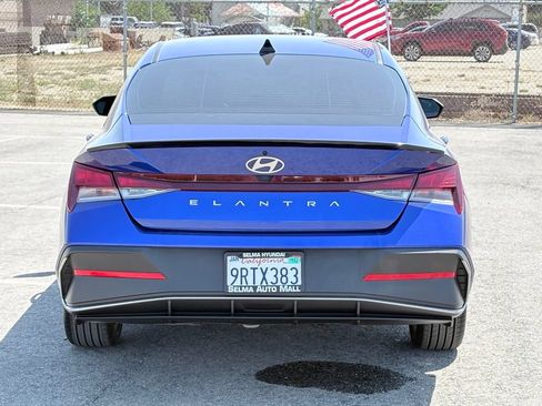 Used 2025 Hyundai Elantra Sport FWD image 6