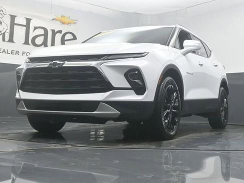 Used 2024 Chevrolet Blazer LT w/ Sound & Technology Package image 4