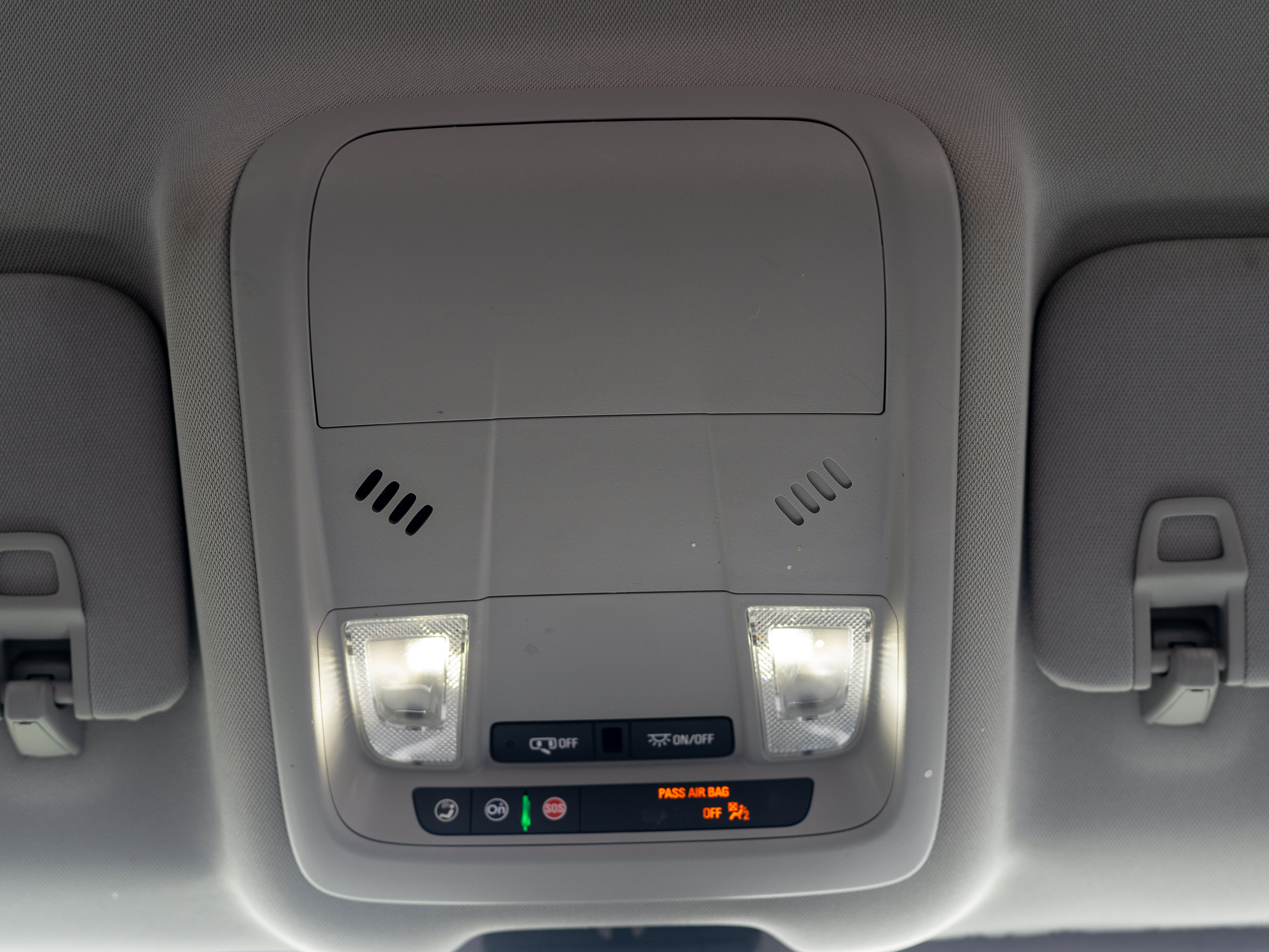 Used 2022 Chevrolet Equinox LS w/ LS Convenience Package FWD image 23