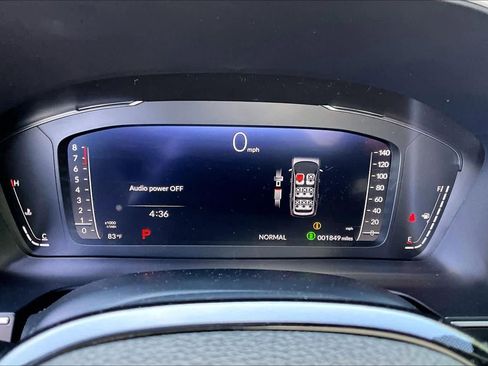 Used 2025 Honda Pilot Black Edition image 25