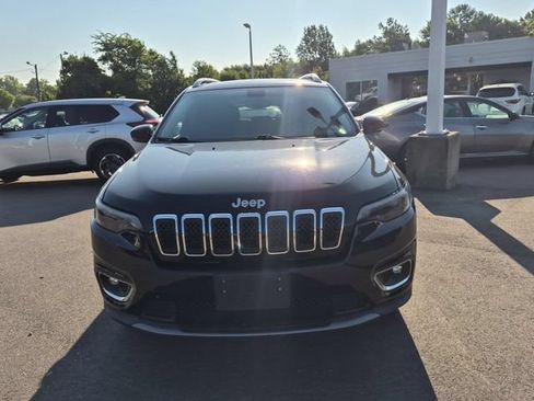 Used 2019 Jeep Cherokee Limited AWD/4WD image 8
