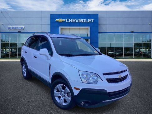 Used 2014 Chevrolet Captiva Sport LS FWD image 1