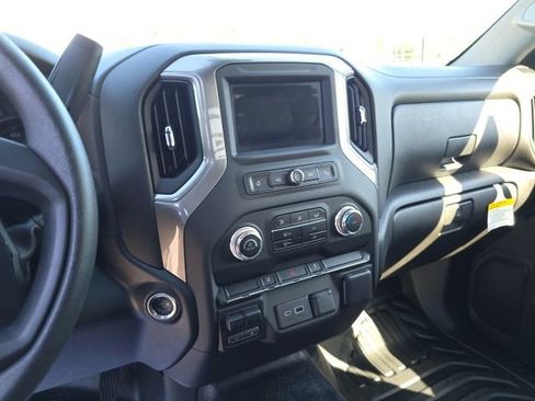 New 2024 GMC Sierra 3500 Pro w/ Convenience Package image 14