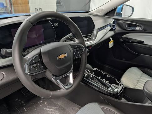 New 2026 Chevrolet Trax LT w/ Driver Confidence Package image 16