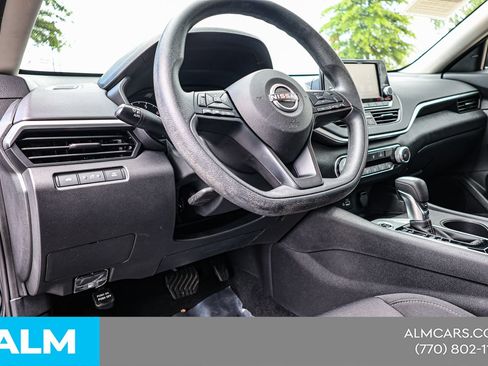 Used 2024 Nissan Altima 2.5 S FWD image 21